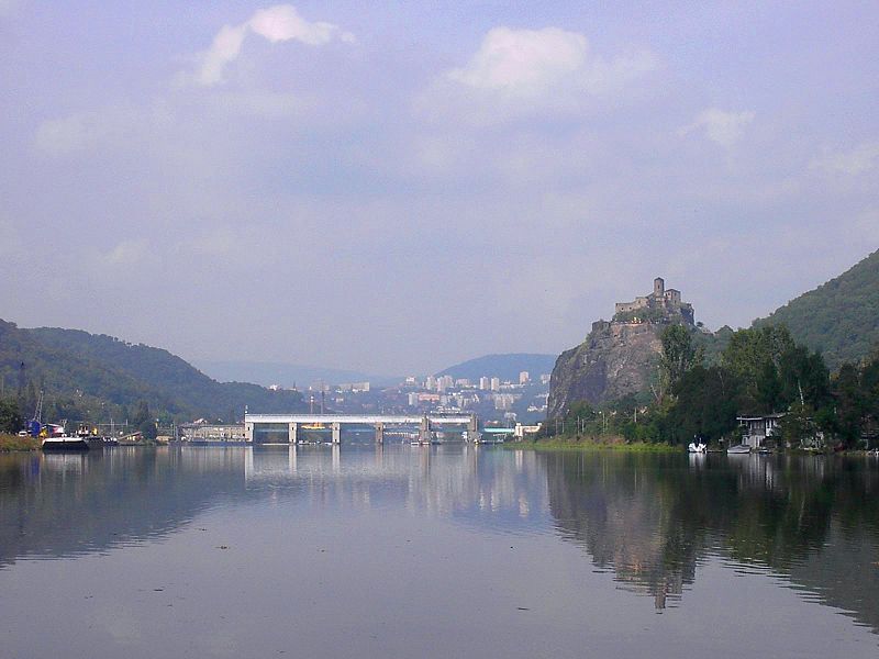 Hrad Střekov a Zdymadla Střekov na Labi